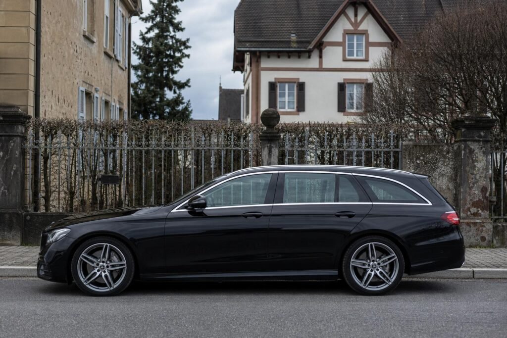 Estate vehicle shown in the Airport Transfers 365 fleet